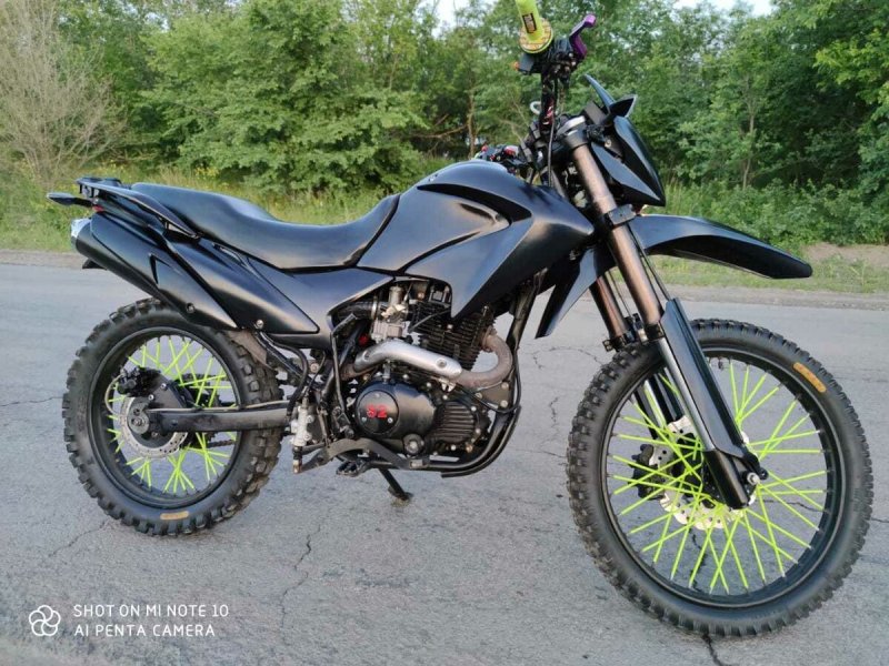 Стелс 250 эндуро черный