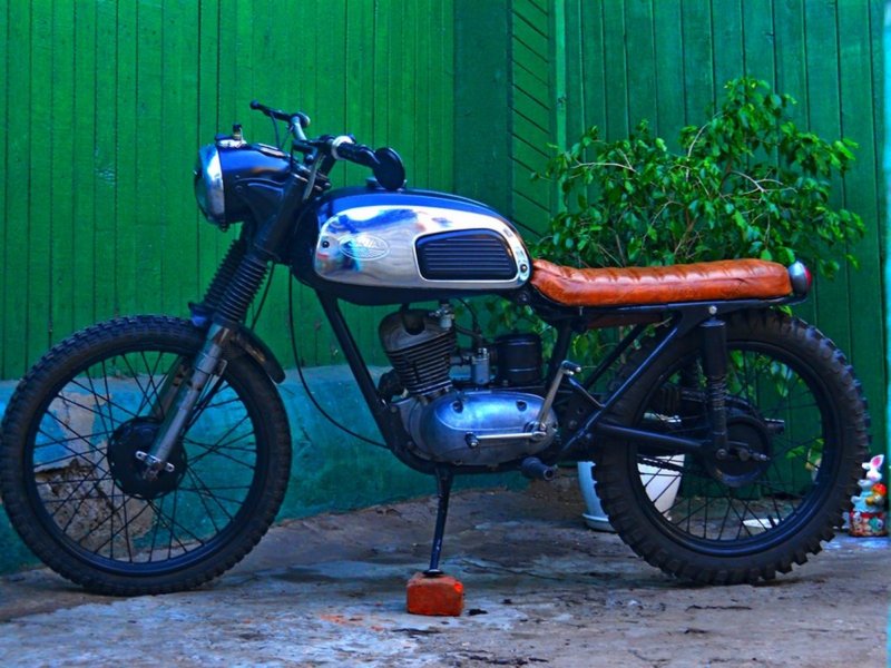 Минск скремблер 125