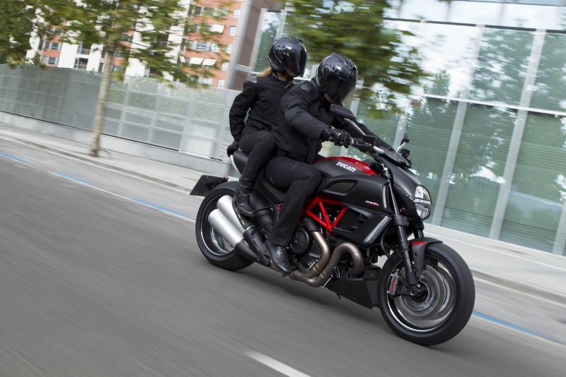 Ducati Diavel Black Star