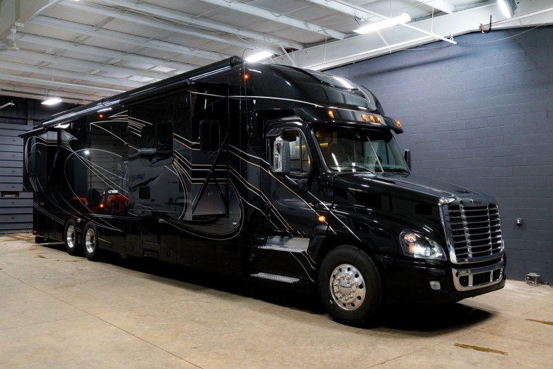 Freightliner Motorhome