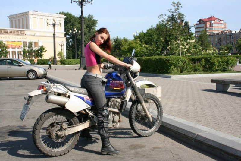 Suzuki Djebel Rider