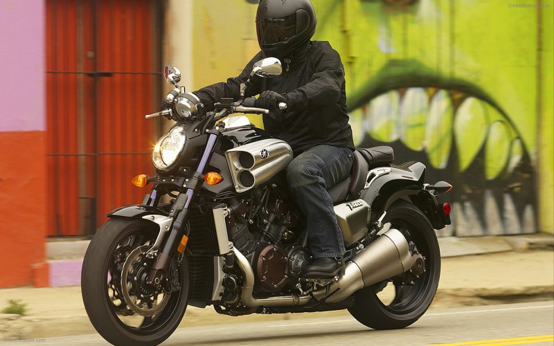 Yamaha v Max 1700 с широким задним колесом купить в России