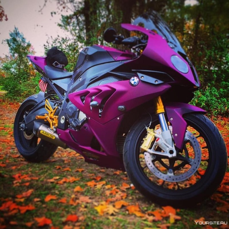 Мотоцикл BMW s1000rr пурпурный