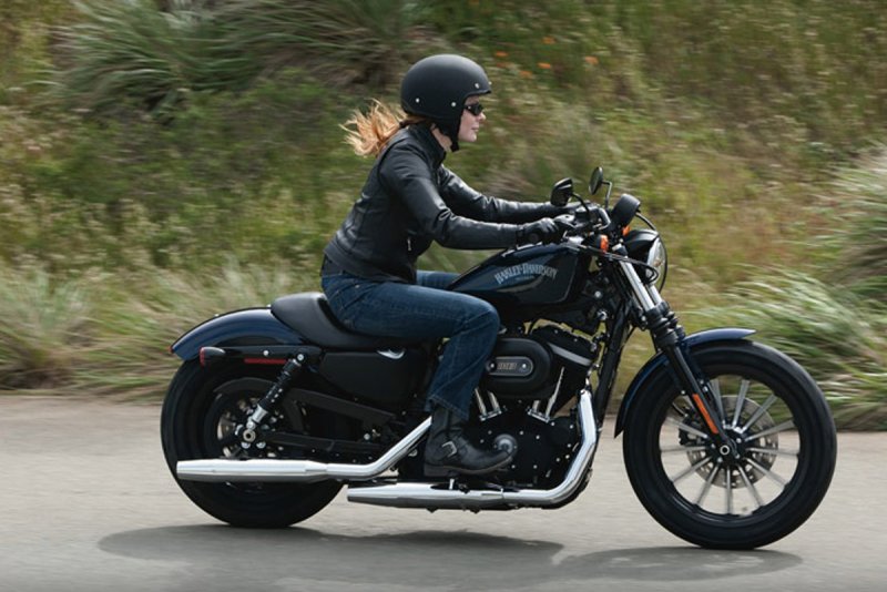 Harley Davidson Sportster 883 Iron