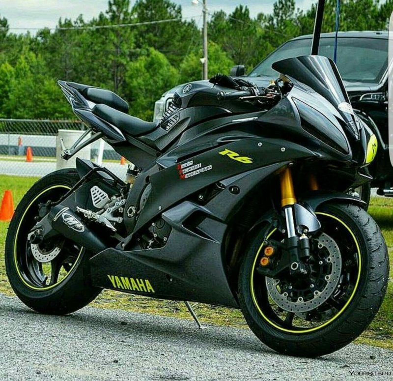 Спортбайк Yamaha