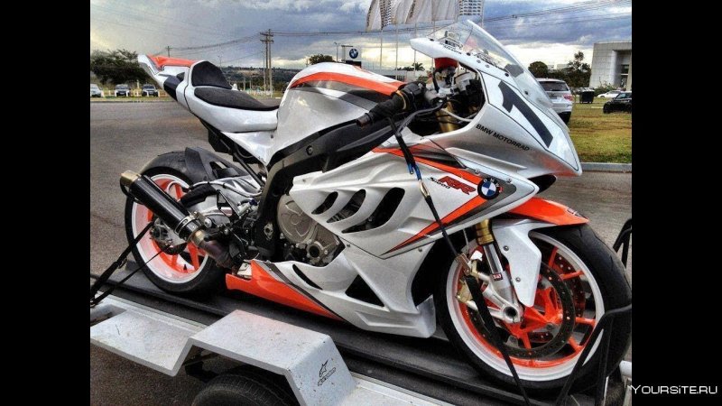 Яркий s1000rr