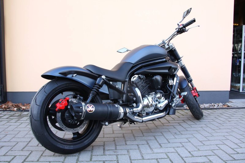 Мотоцикл Hyosung Aquila gv650