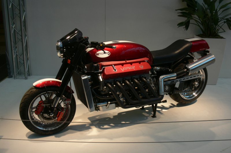 Мотоцикл v10 Viper