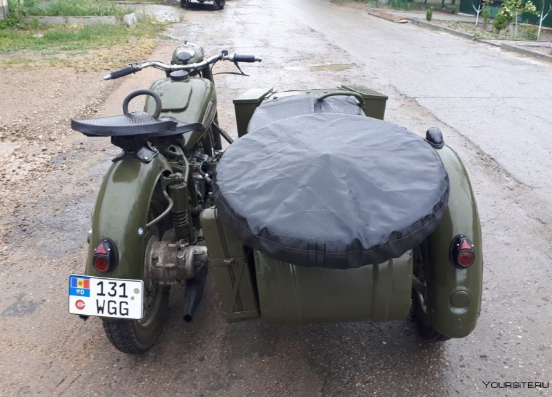 Мотоцикл к 750 армейский