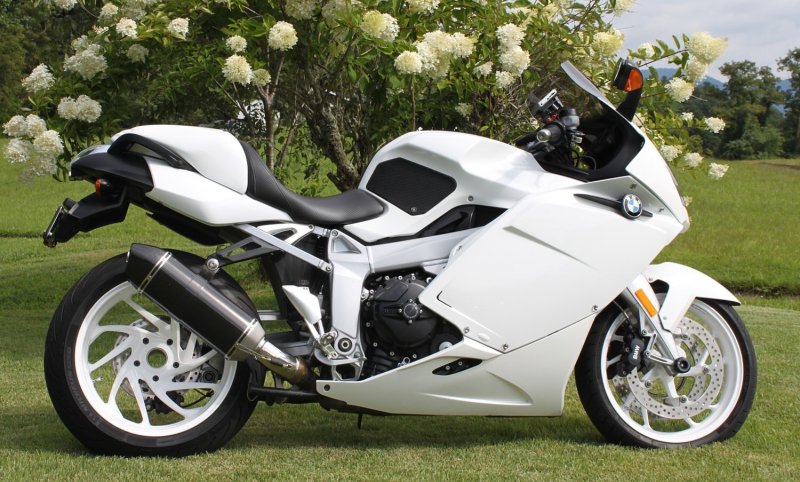 Мотоцикл BMW 1200s
