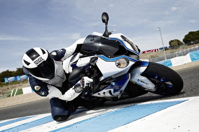 BMW s1000rr hp4 2013
