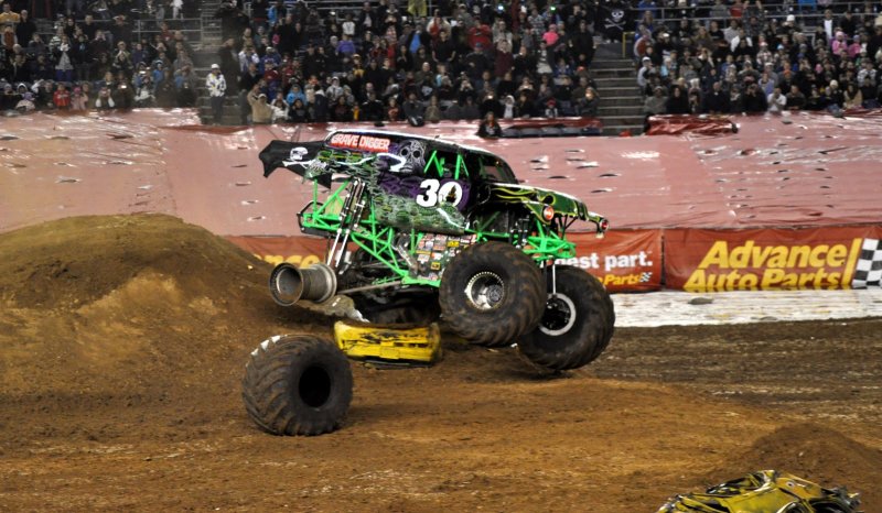 Grave Digger бигфут