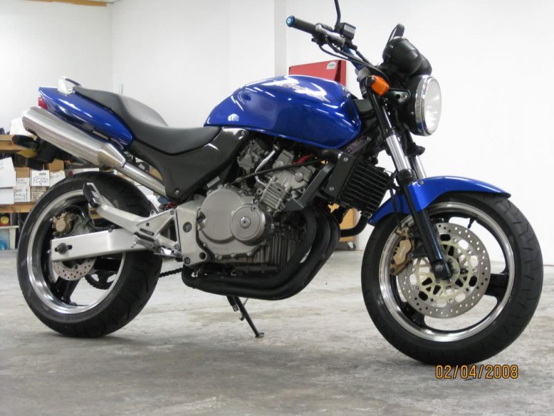 Хонда св 250 Хорнет