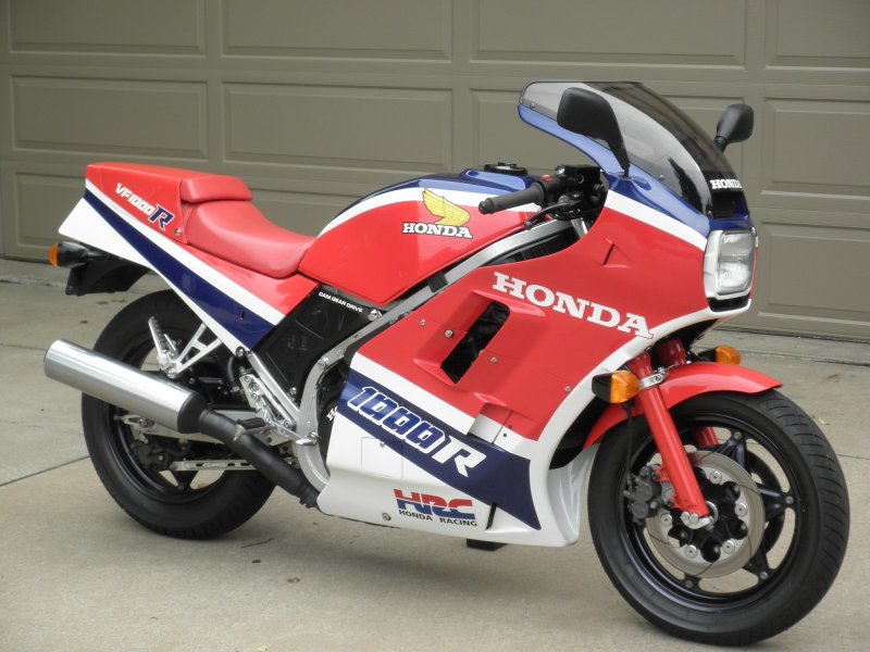 Honda vf1000r