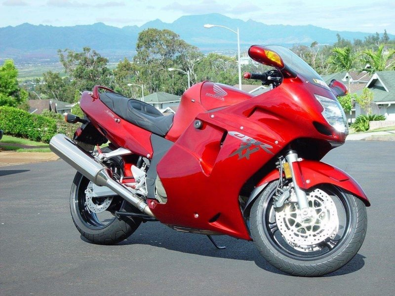 Хонда СБР 1100