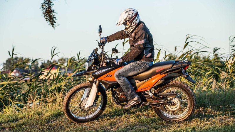 Кроссовый мотоцикл мотолайф 250 FX