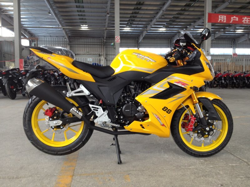 Спортбайк 250сс