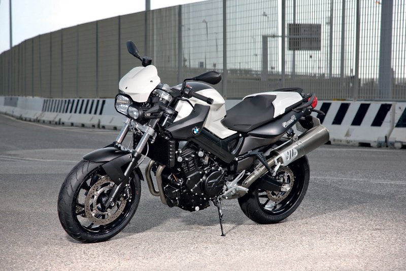 BMW 800r
