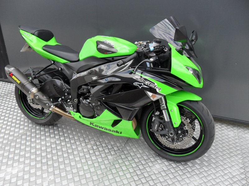 Kawasaki Ninja zx6r