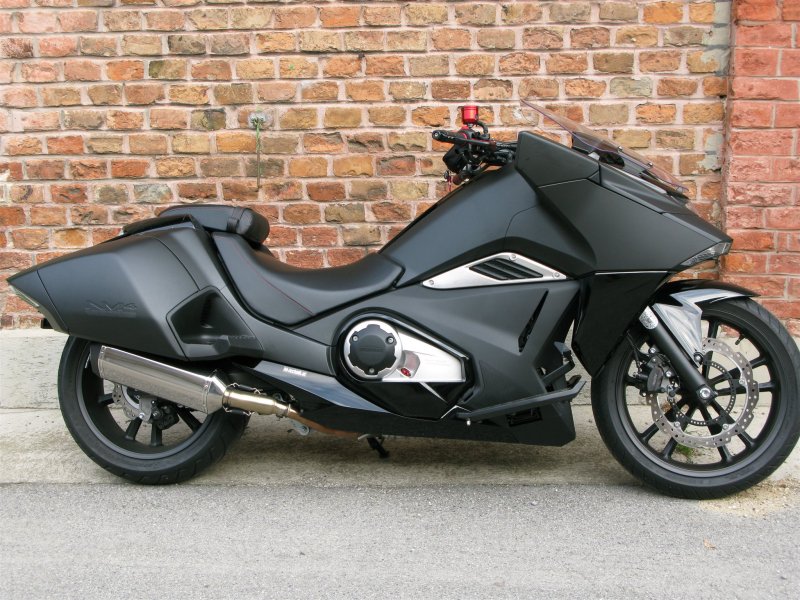Мотоцикл Honda nm4