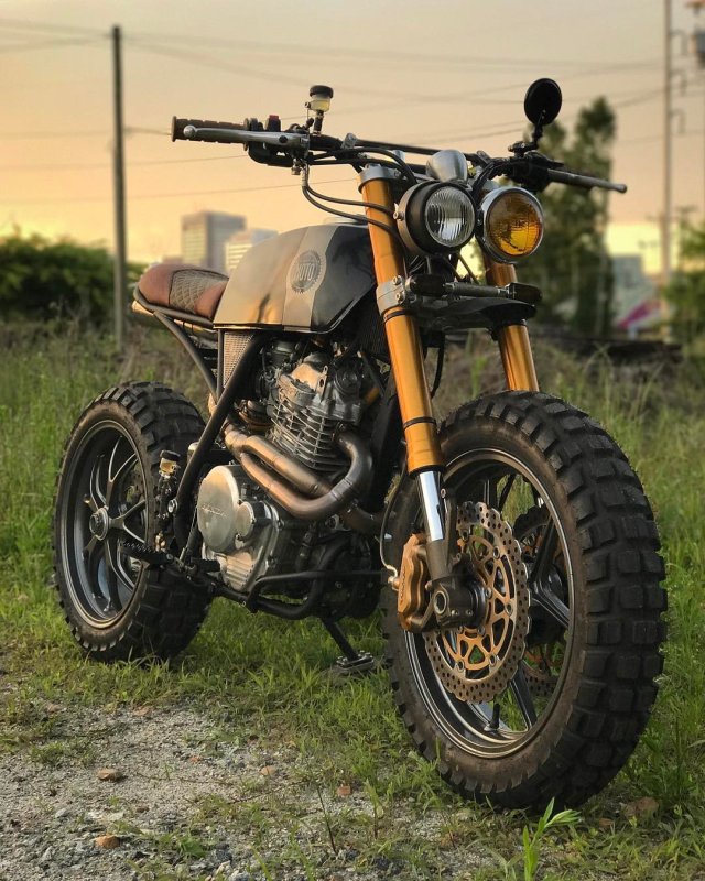 Moto Custom скремблер