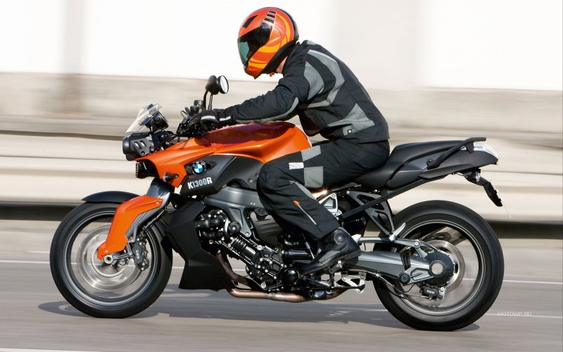 Модель мотоцикла BMW k1300r