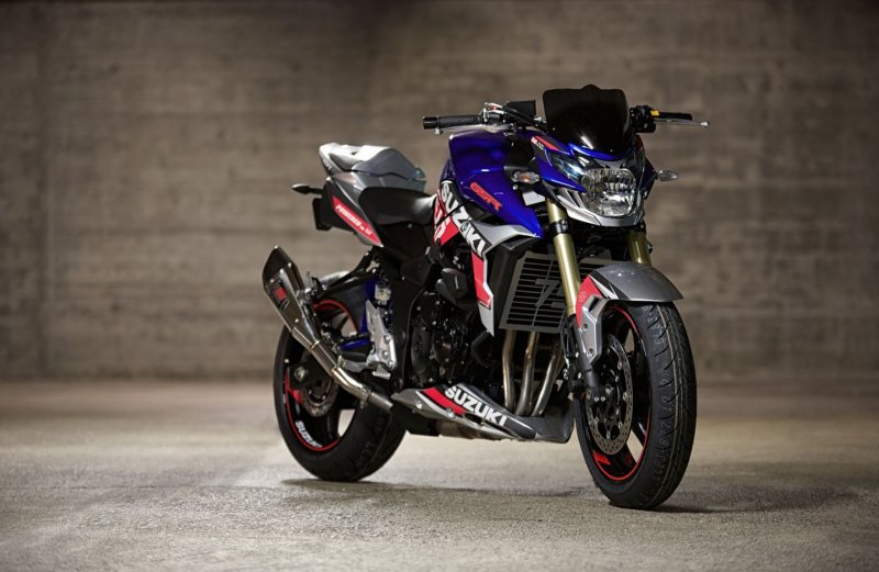 Suzuki GSX 750 R нейкид