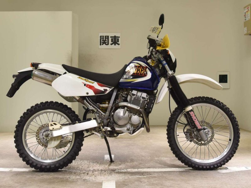 Suzuki dr250r s