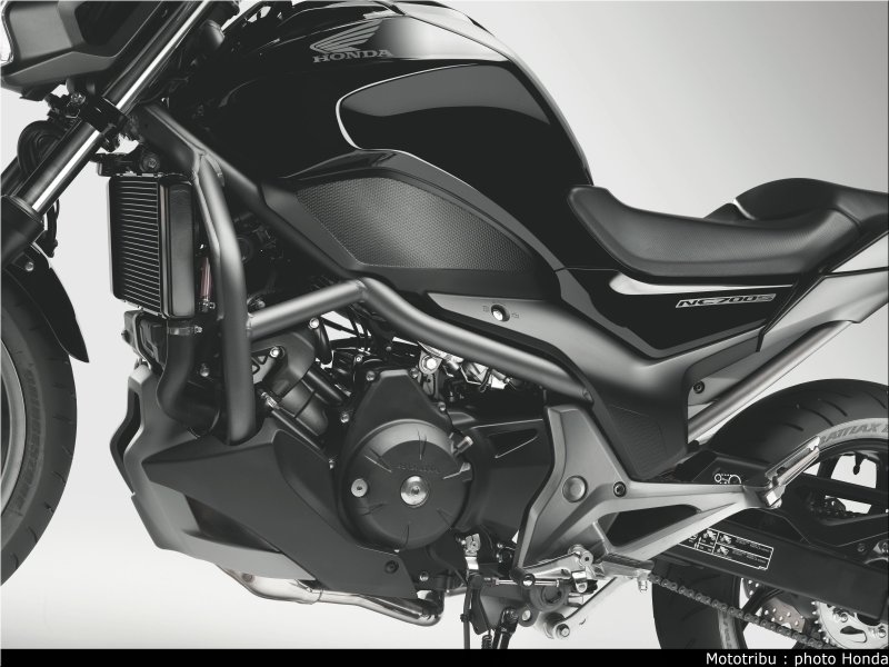 Хонда nc700s