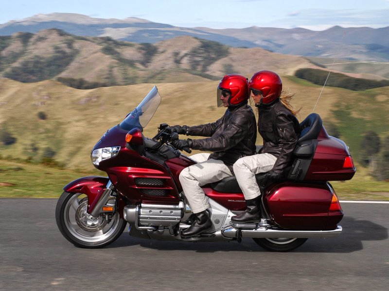 Мотоцикл Honda Gold Wing