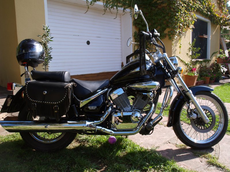 Сузуки интрудер 250 LC