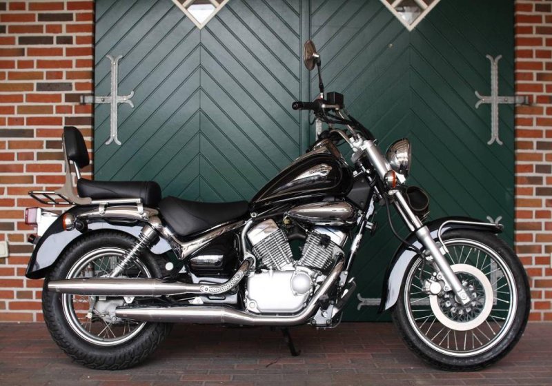 Suzuki Intruder 125