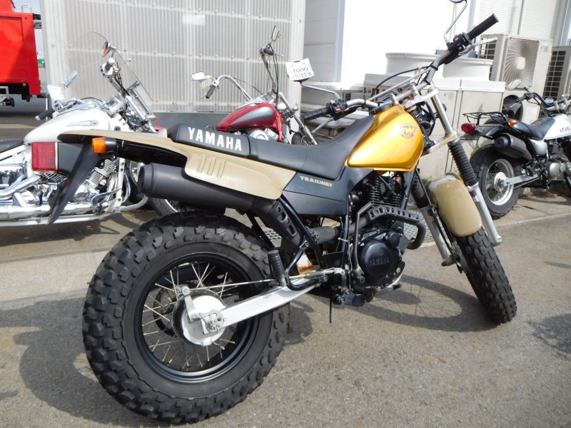 Yamaha TW 220