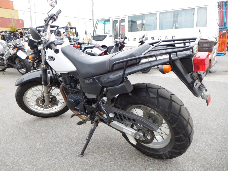 Yamaha 200