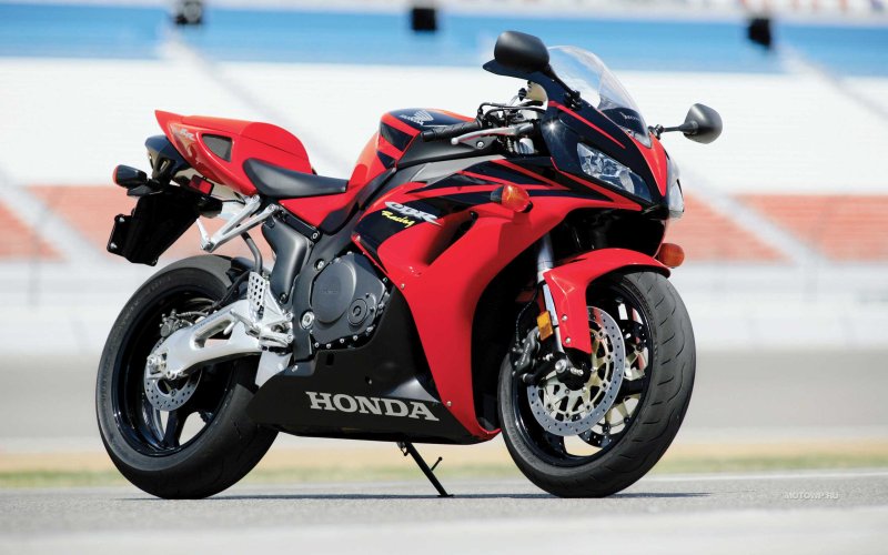 Мотоцикл Хонда 1000 RR