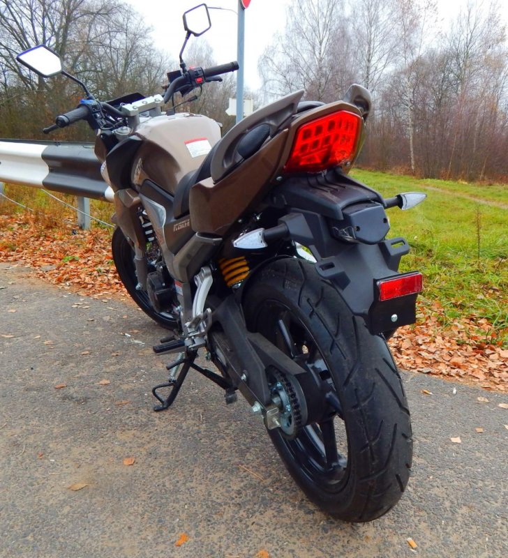 Рейсер Nitro 250