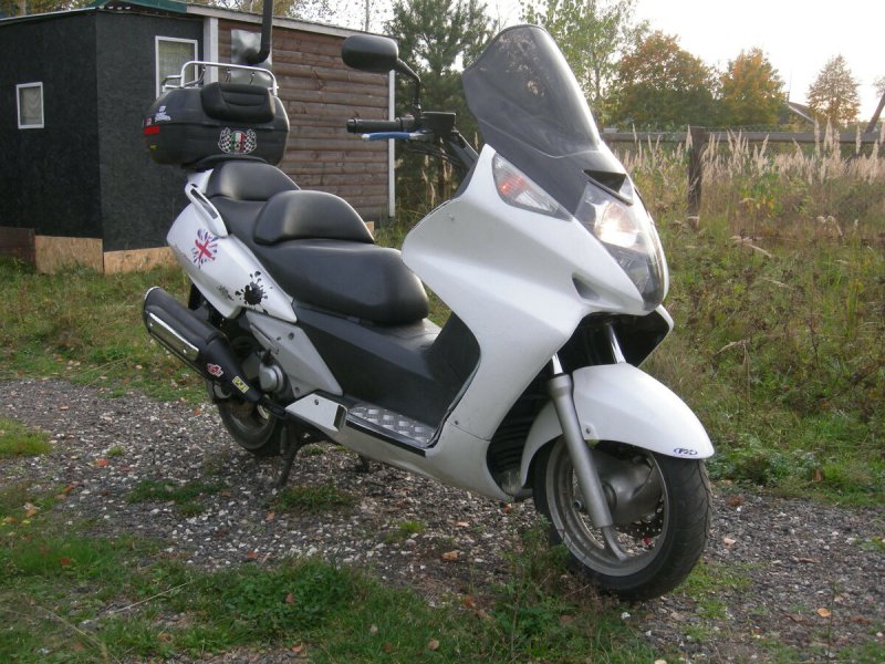 Honda Silverwing 600
