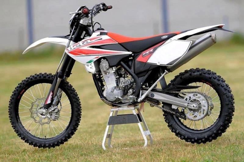 Кроссовый мотоцикл Beta 450