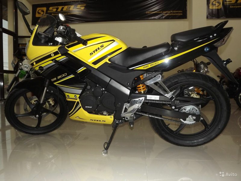Мотоцикл стелс cb200