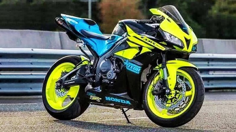 Honda cbr600rr желтый