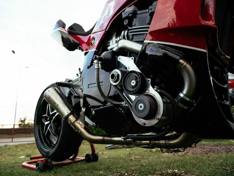BMW f800r плуг