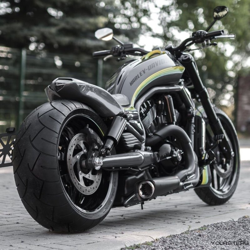 Харлей Дэвидсон Night Rod Custom