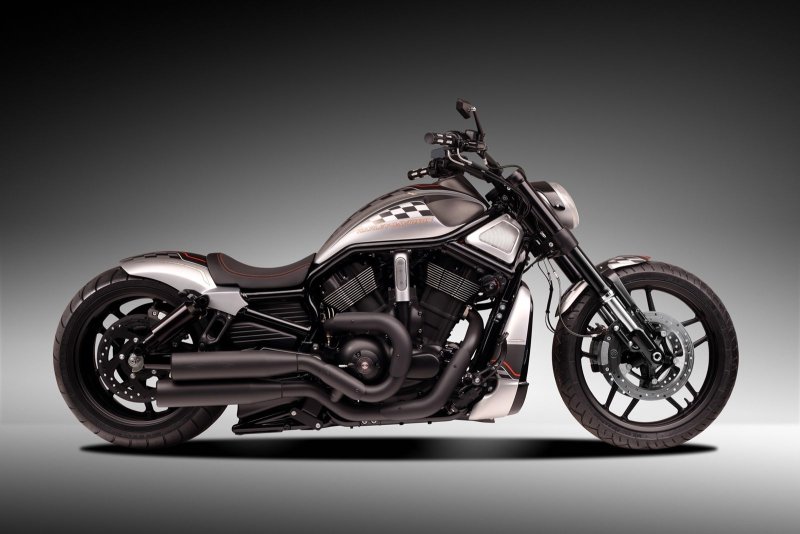 Харлей Дэвидсон v-Rod
