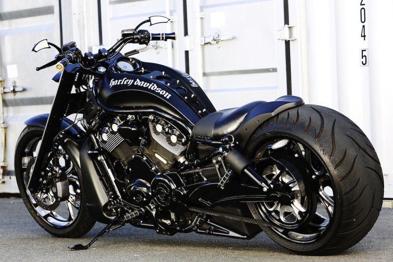 Харлей Дэвидсон v-Rod