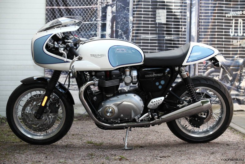 Triumph Thruxton 1200