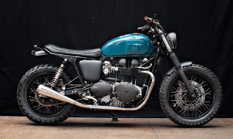 Triumph Thruxton 900