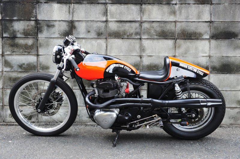 Kawasaki w400 Replica