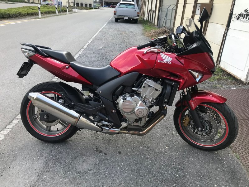 Honda cbf600