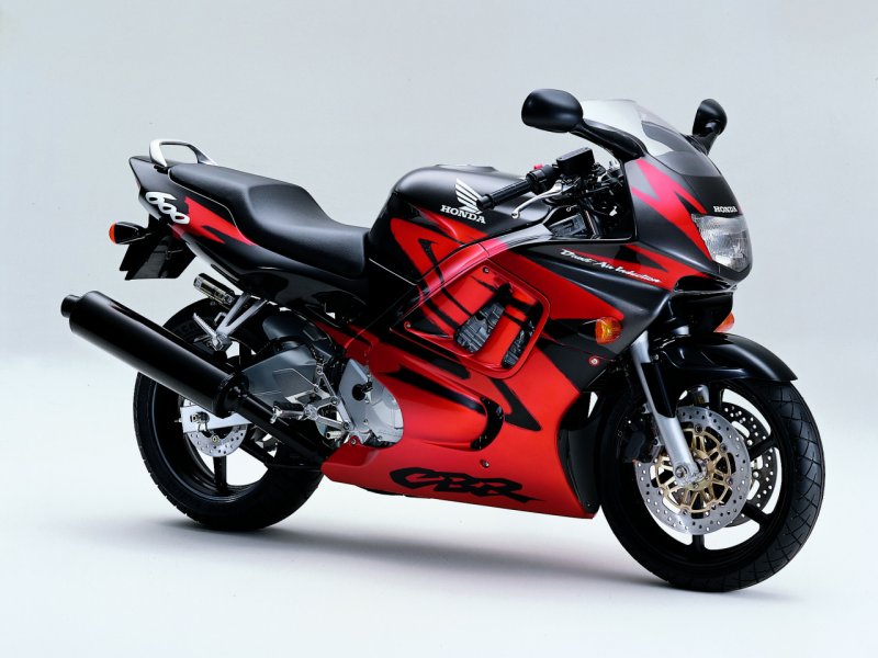 Мотоцикл Honda CBR 600 f3