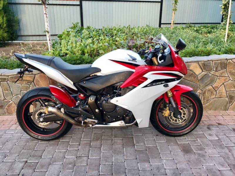 Honda CBR 400 600 кубов
